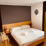 Pjagodic Cerklje - 5min To Airport - Free Parking 4*