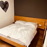 Hotel Pjagodic Cerklje - 5min To Airport - Free Parking Cerklje na Gorenjskem