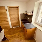 Pjagodic Cerklje - 5min To Airport - Free Parking 4* 서클리예나고렌스켐