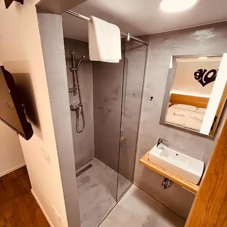 Pjagodic Cerklje - 5min To Airport Hotel Cerklje na Gorenjskem