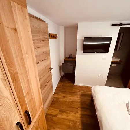 Pj Cerklje - 5min To Airport - Free Parking 4* Cerklje na Gorenjskem