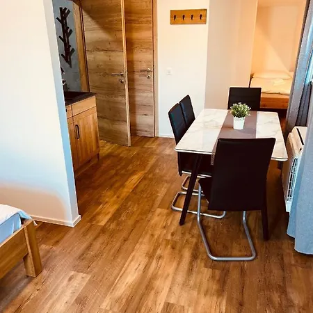 Pj Cerklje - 5min To Airport - Free Parking 4* Cerklje na Gorenjskem