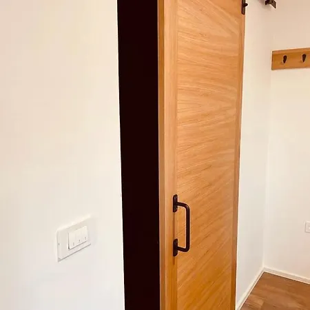 Hotel Pj Cerklje - 5min To Airport - Free Parking Cerklje na Gorenjskem