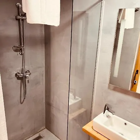 Hotel Pj Cerklje - 5min To Airport - Free Parking