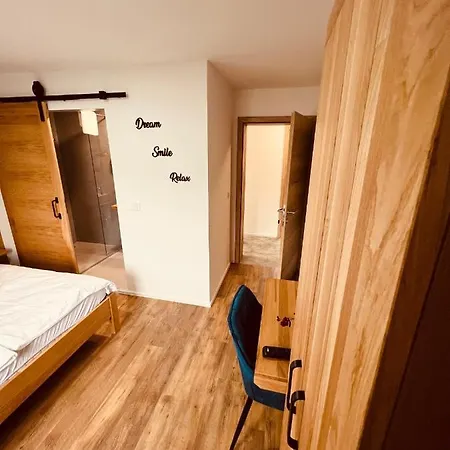 Pj Cerklje - 5min To Airport - Free Parking