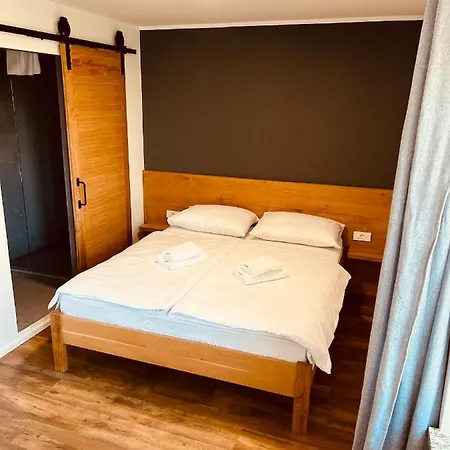 Hotel Pj Cerklje - 5min To Airport - Free Parking 4*