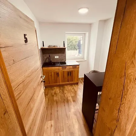 Pjagodic Cerklje - 5min To Airport Aparthotel *