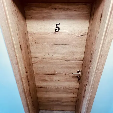 Pj Cerklje - 5min To Airport - Free Parking 4* Cerklje na Gorenjskem