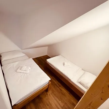 Pjagodic Cerklje - 5min To Airport