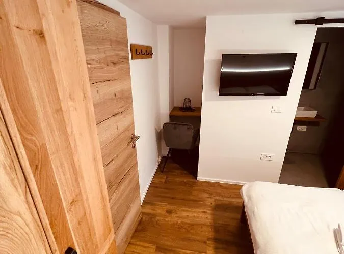 Pjagodic Cerklje - 5min To Airport - Free Parking 4* Cerklje na Gorenjskem