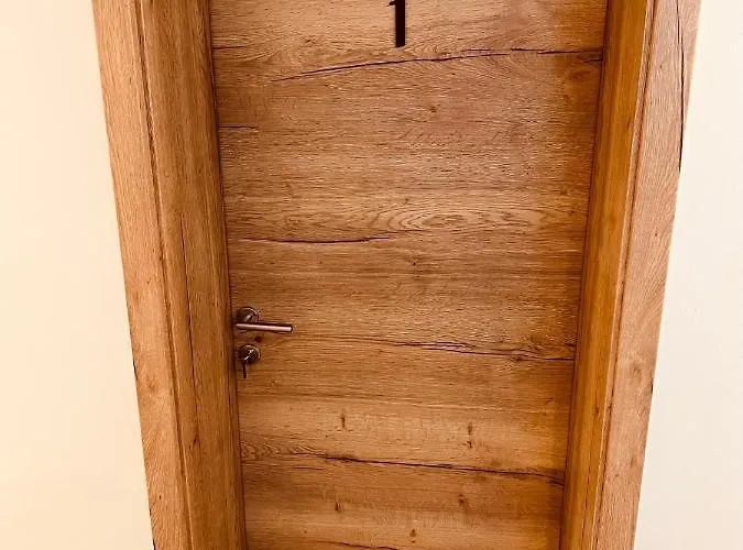 Pjagodic Cerklje - 5min To Airport - Free Parking Hotel