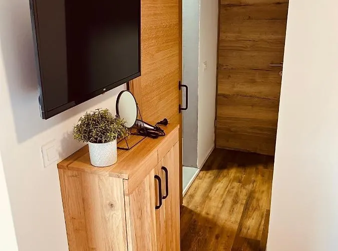 Pjagodic Cerklje - 5min To Airport - Free Parking Cerklje na Gorenjskem