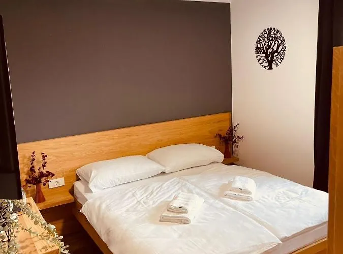 Pjagodic Cerklje - 5min To Airport - Free Parking 4*