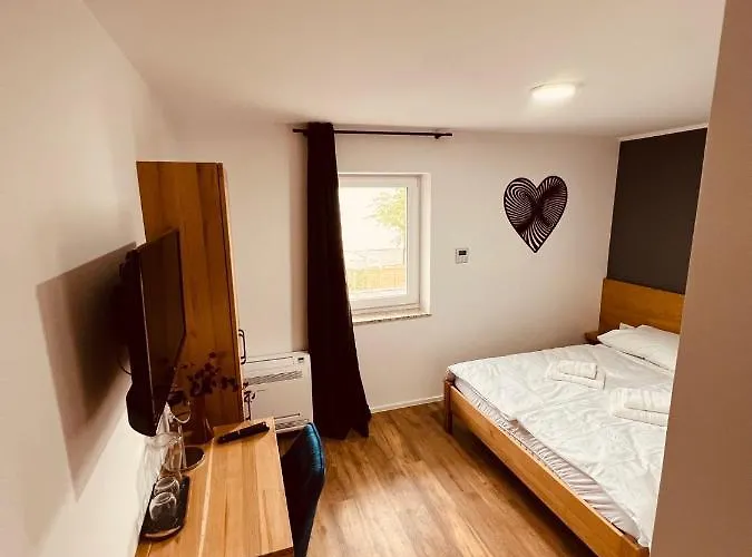 Pjagodic Cerklje - 5min To Airport - Free Parking 4* Cerklje na Gorenjskem