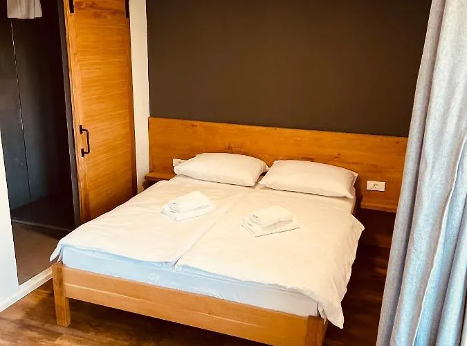 Hotel Pjagodic Cerklje - 5min To Airport - Free Parking 4*