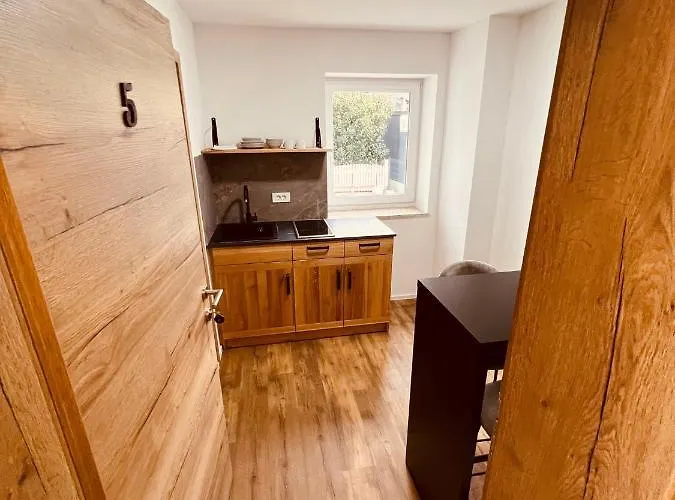 Pjagodic Cerklje - 5min To Airport - Free Parking Hotel 4*