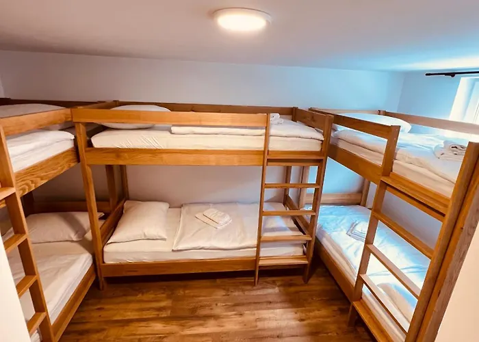 Hotel Pjagodic Cerklje - 5min To Airport - Free Parking Cerklje na Gorenjskem