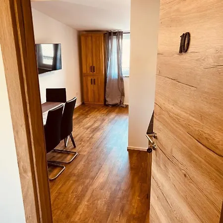 Pjagodic Cerklje - 5min To Airport Lägenhetshotell *